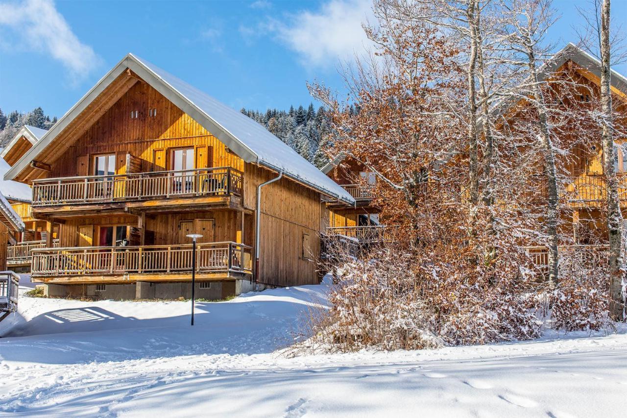 Madame Vacances Les Chalets Du Berger Premium*** La Feclaz Exterior photo